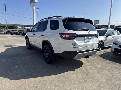 2025 Honda Pilot TrailSport