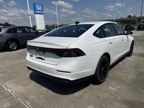 2025 Honda Accord SE