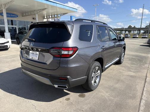 Modern Steel Metallic 2026 Honda Pilot EX-L