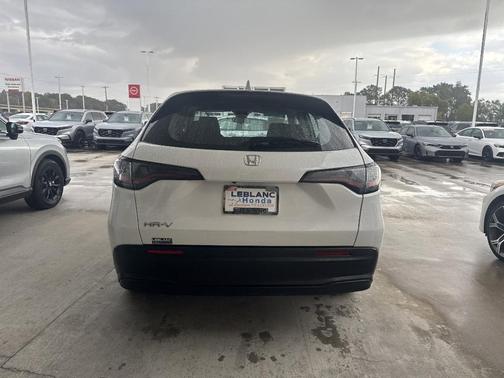 2025 Honda HR-V LX