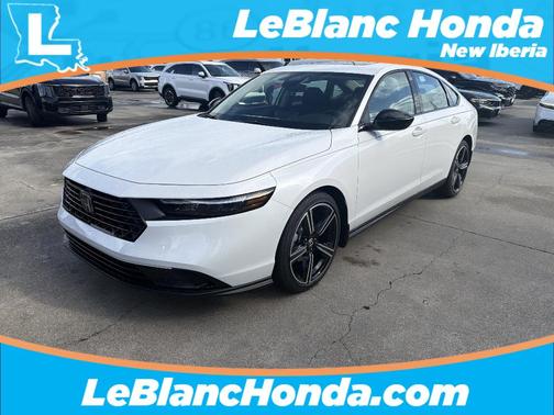 Platinum White Pearl 2026 Honda Accord SE