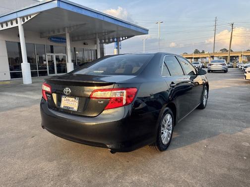 2013 Toyota Camry LE