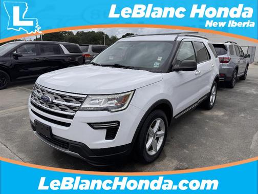 Oxford White 2018 Ford Explorer XLT