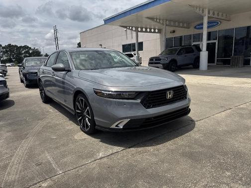Urban Gray Pearl 2026 Honda Accord Hybrid Touring