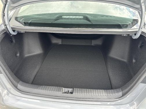Urban Gray Pearl 2026 Honda Accord SE