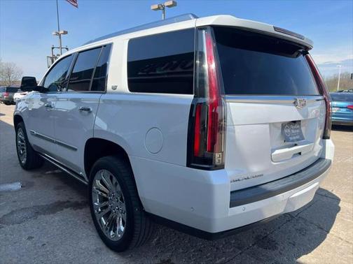 2020 Cadillac Escalade Sport