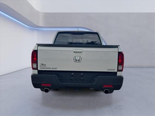 Platinum White Pearl 2023 Honda Ridgeline RTL