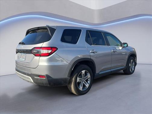 2024 Honda Pilot EX-L 7 Passenger