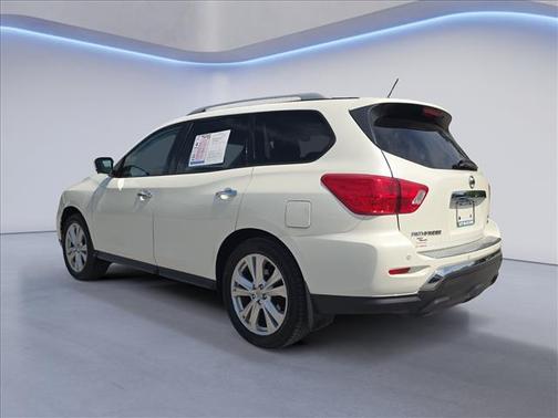 Pearl White 2018 Nissan Pathfinder SL