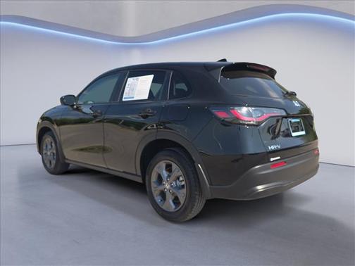 Crystal Black Pearl 2026 Honda HR-V LX