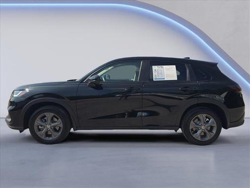 Crystal Black Pearl 2026 Honda HR-V LX