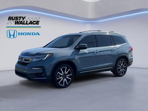 2022 Honda Pilot Touring 8-Passenger