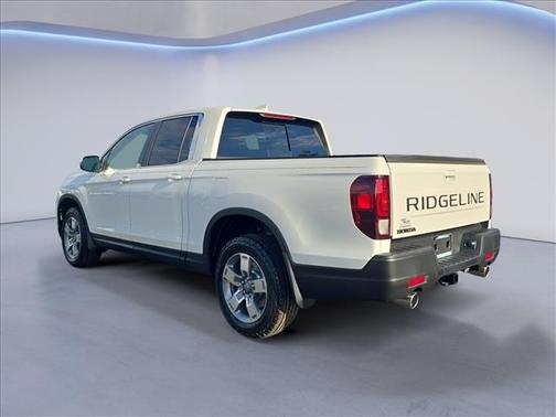 Platinum White Pearl 2026 Honda Ridgeline RTL