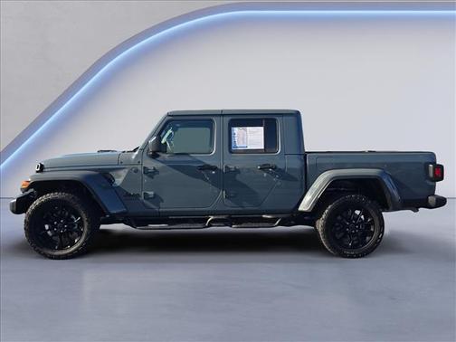 2025 Jeep Gladiator Nighthawk
