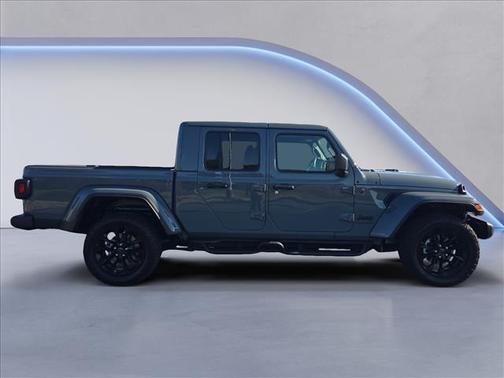 2025 Jeep Gladiator Nighthawk