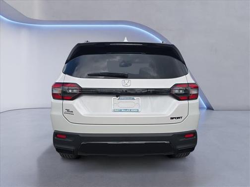Platinum White Pearl 2026 Honda Pilot Sport