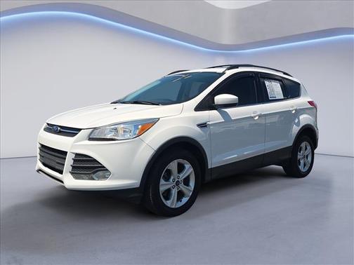Oxford White 2016 Ford Escape SE
