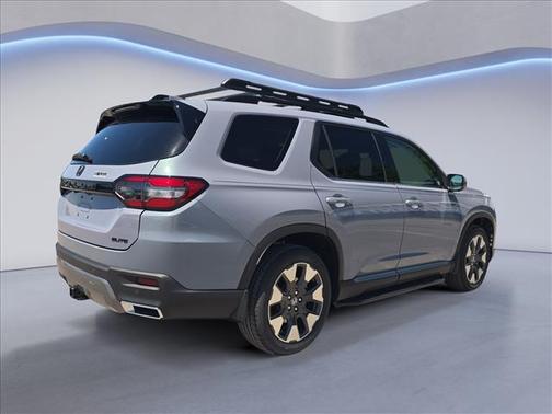 Sonic Gray Pearl 2026 Honda Pilot Elite