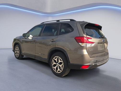 Sepia Bronze Metallic 2021 Subaru Forester Premium