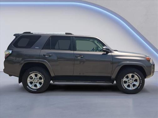 Magnetic Gray Metallic 2021 Toyota 4Runner SR5 Premium
