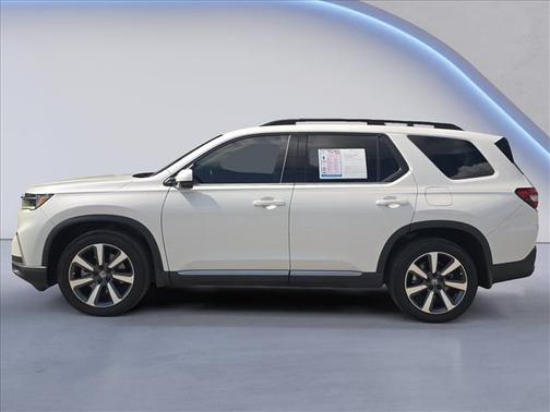Platinum White Pearl 2025 Honda Pilot Touring 8-Passenger