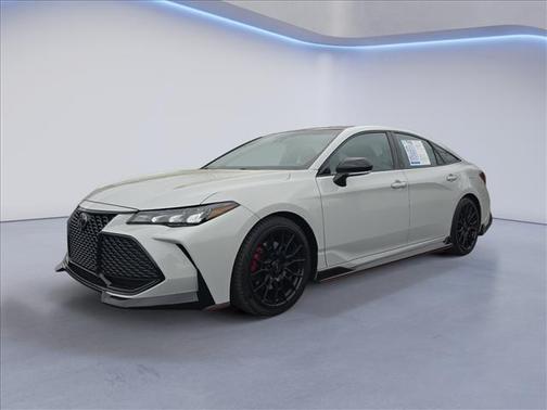 Ice Edge/Midnight Black Metallic 2021 Toyota Avalon TRD