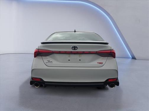 Ice Edge/Midnight Black Metallic 2021 Toyota Avalon TRD