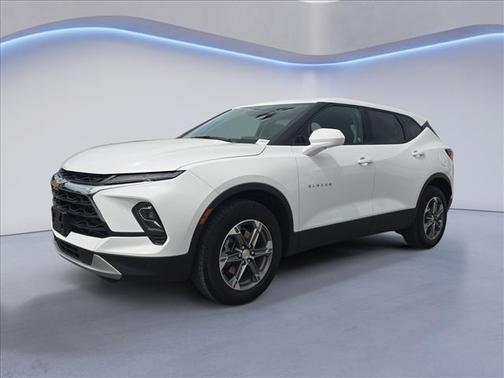 Summit White 2025 Chevrolet Blazer 2LT