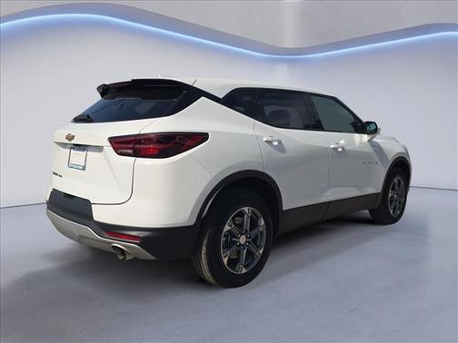 Summit White 2025 Chevrolet Blazer 2LT