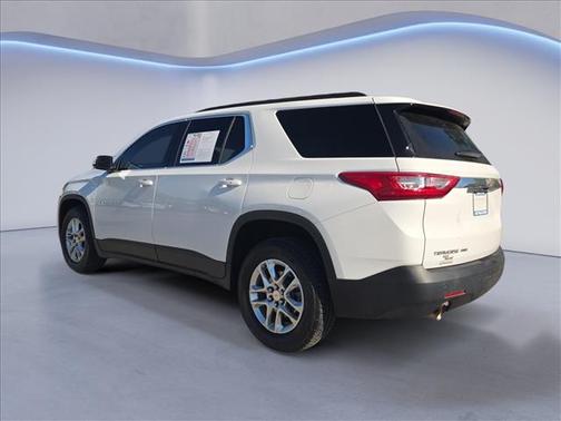 Summit White 2020 Chevrolet Traverse LT Cloth