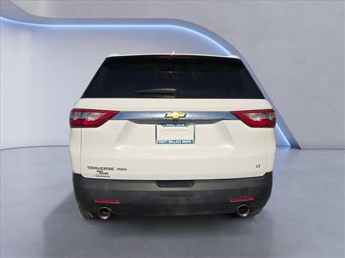 Summit White 2020 Chevrolet Traverse LT Cloth