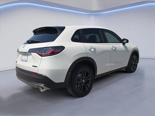 Platinum White Pearl 2026 Honda HR-V AWD Sport