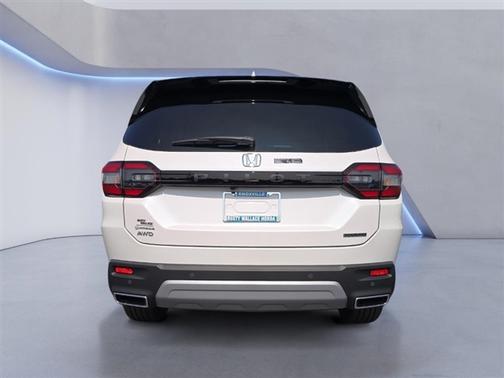 2025 Honda Pilot Touring 8-Passenger