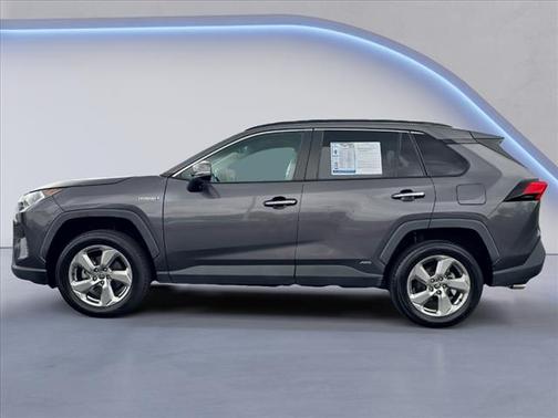 2021 Toyota RAV4 Hybrid SE