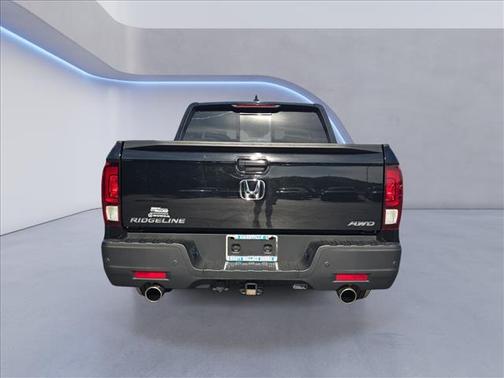 Crystal Black Pearl 2023 Honda Ridgeline RTL-E