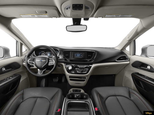 Billet Silver Metallic Clearcoat 2019 Chrysler Pacifica Touring L