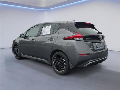2023 Nissan Leaf SV PLUS 60 kWh