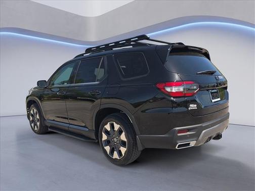 Crystal Black Pearl 2026 Honda Pilot Elite