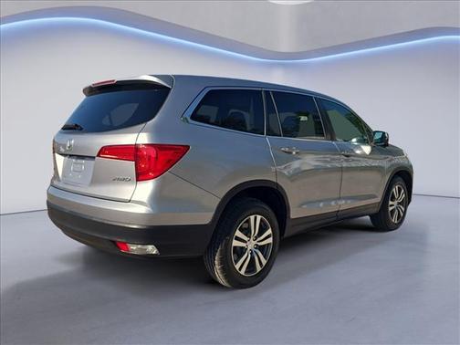 Lunar Silver Metallic 2016 Honda Pilot EX-L