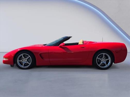 2004 Chevrolet Corvette Base
