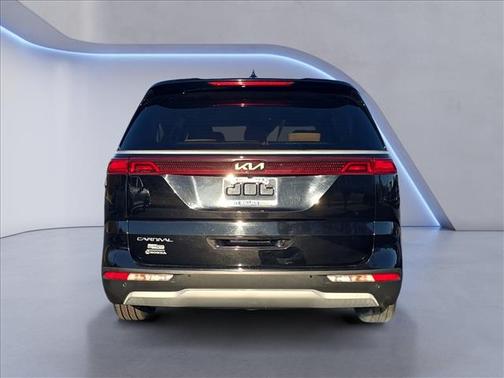 2023 Kia Carnival LX