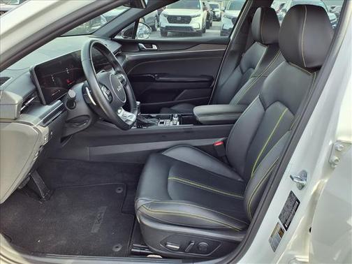 2025 Kia K5 GT