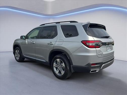 Solar Silver Metallic 2026 Honda Pilot EX-L