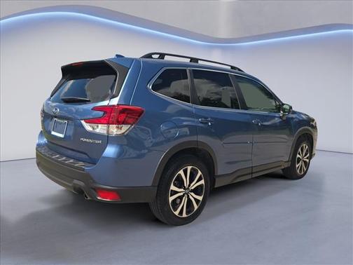 Horizon Blue Pearl 2022 Subaru Forester Limited