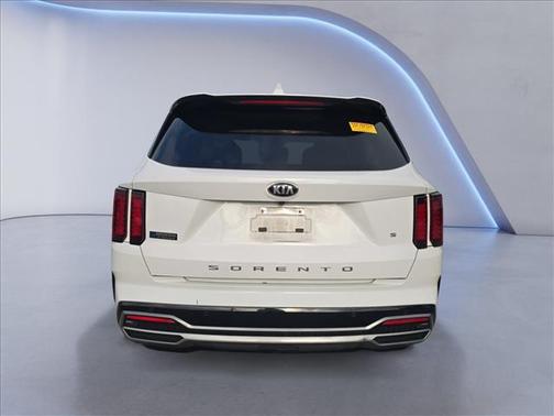 Glacial White Pearl 2021 Kia Sorento S