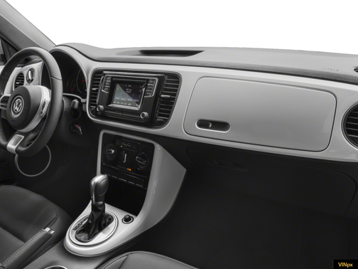 2018 Volkswagen Beetle 2.0T SE