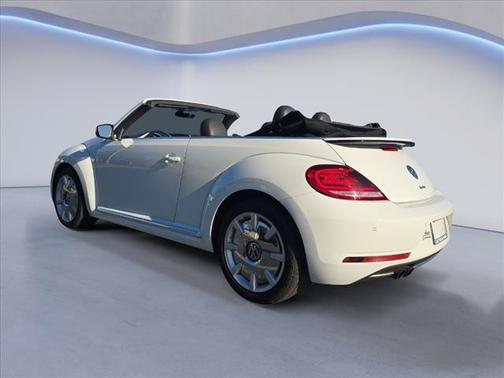 2018 Volkswagen Beetle 2.0T SE