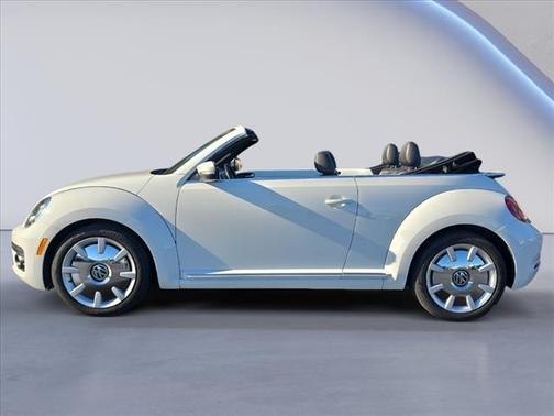 2018 Volkswagen Beetle 2.0T SE
