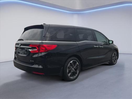 Crystal Black Pearl 2024 Honda Odyssey Elite