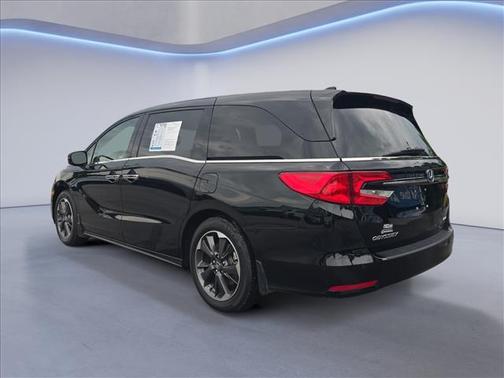 Crystal Black Pearl 2024 Honda Odyssey Elite